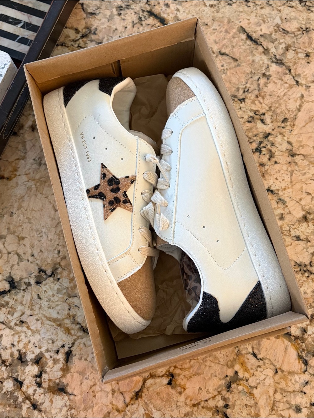 Vintage Havana Legend AM Bianca Sneaker Tennis Shoe Cheetah/ Glitter